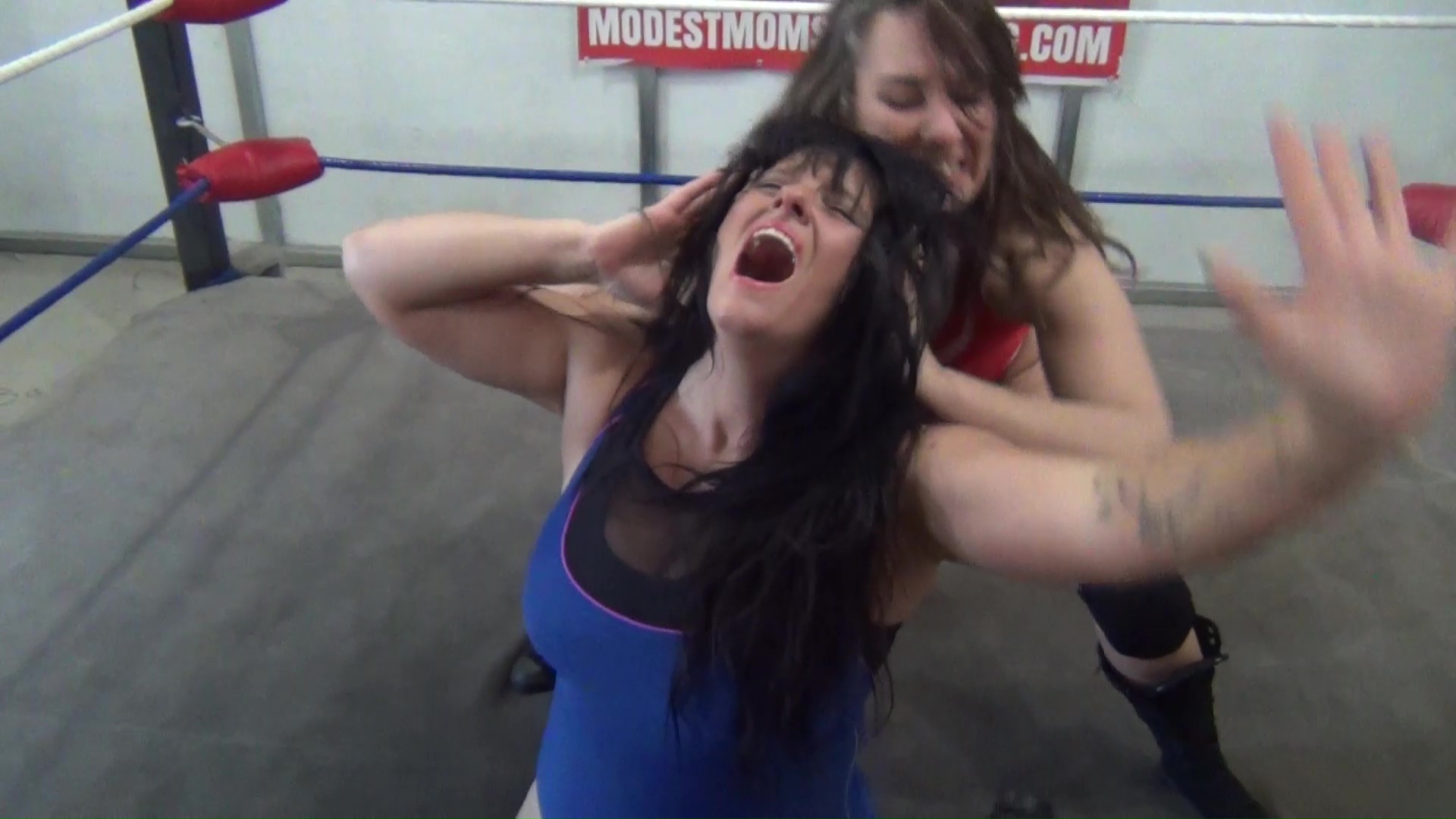 Allie Parker vs Alexandria Hamilton - Women's In Ring Pro Wrestling!